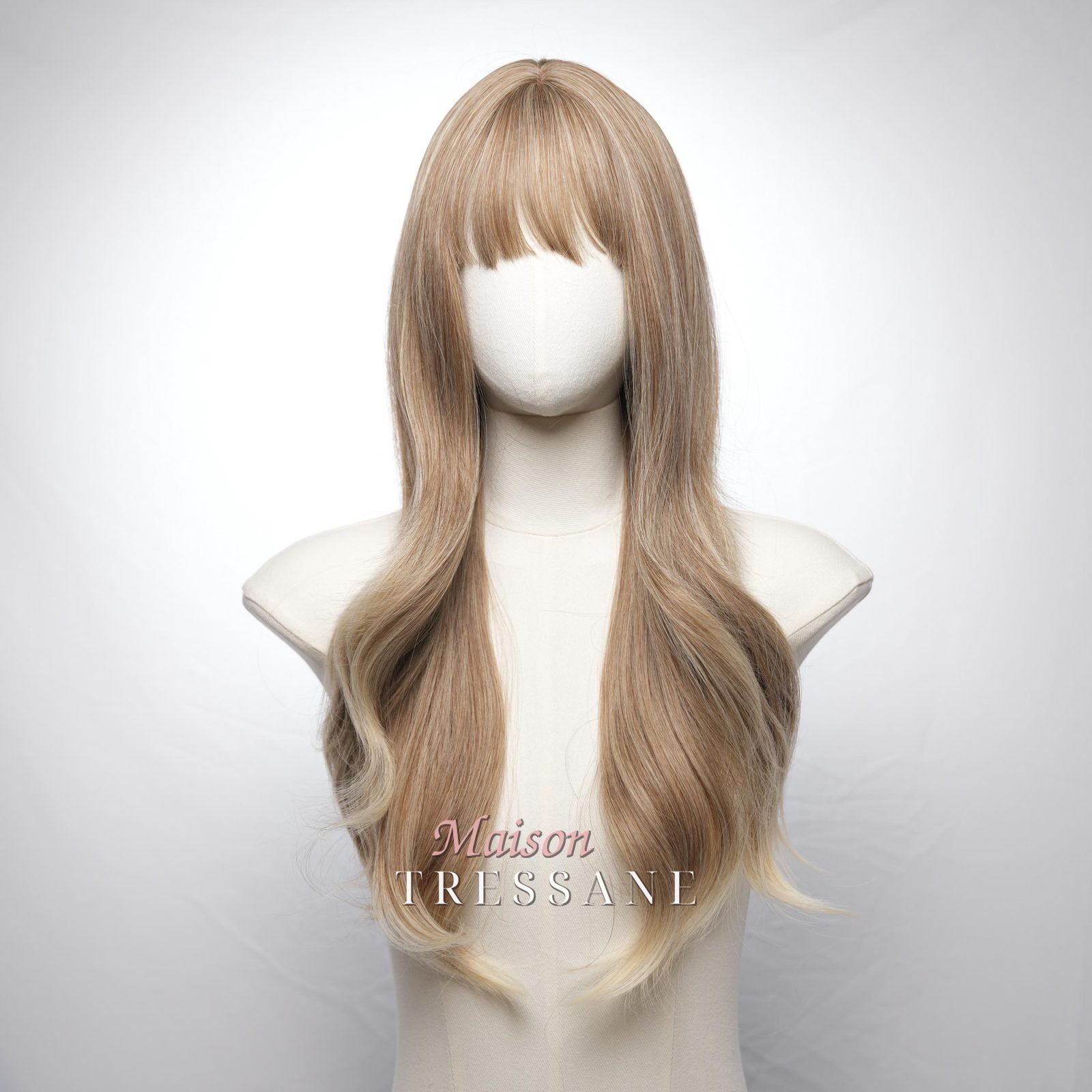 Ondulée blond cendré avec frange — ondulée, 65 cm, teinte blond — vue de face