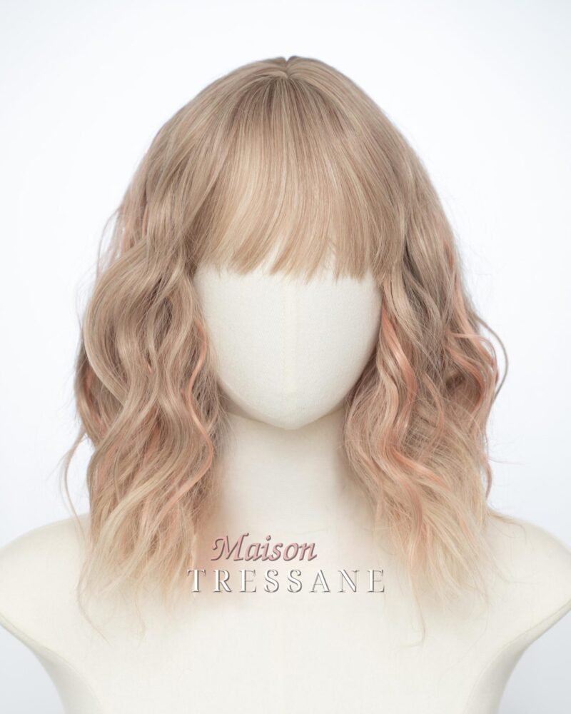 Perruque blonde à balayage carré avec frange