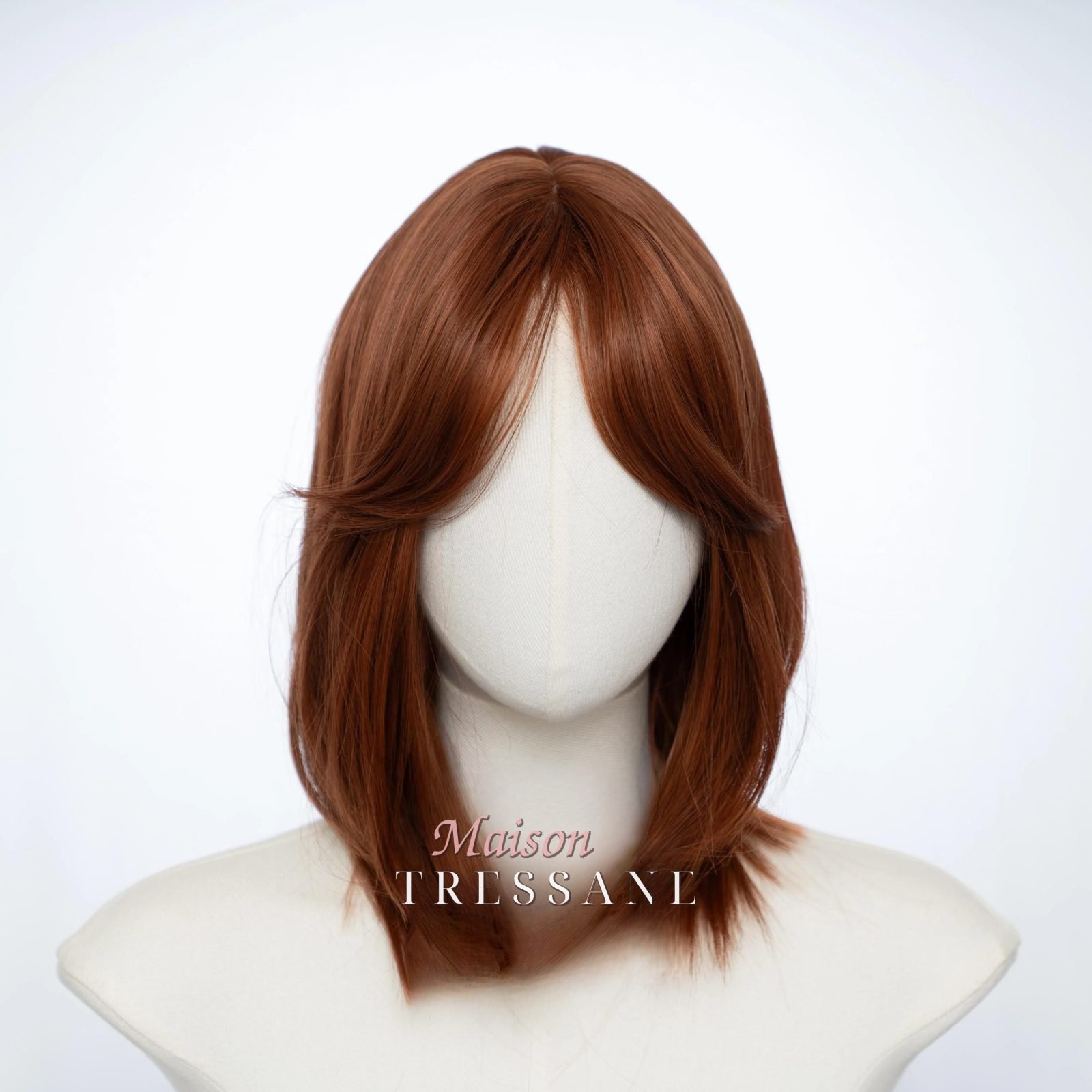 Perruque courte en cuivre avec frange — 30 cm, teinte cuivre & orange — vue de face