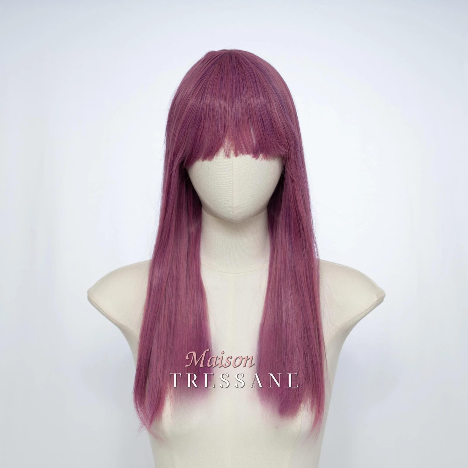 Perruque droite rose pourpre de 22 pouces avec frange — lisse, 55 cm, teinte rose & violet — vue de face