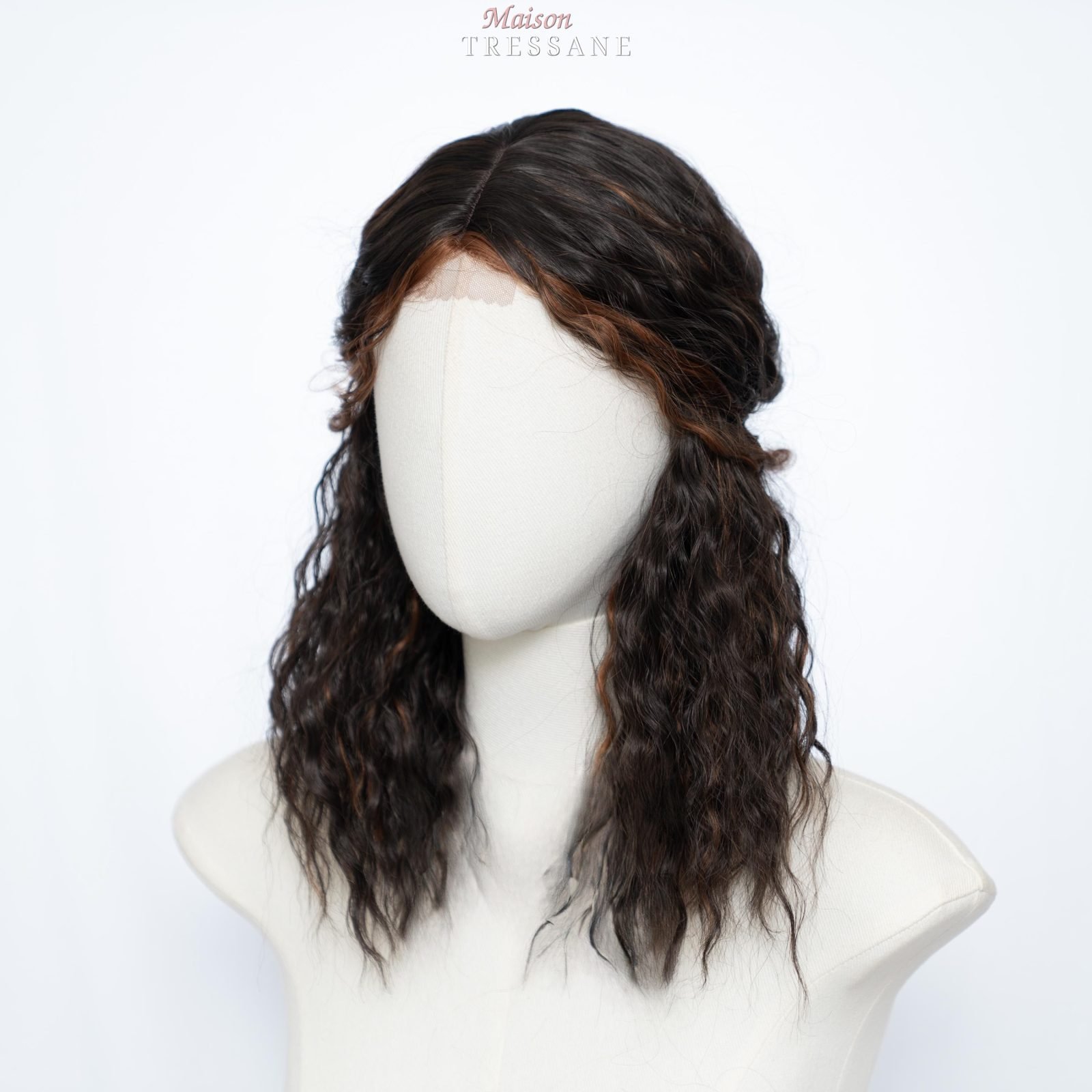 Petite perruque lacet brun foncé de 40 cm avec reflets cuivrés — ondulée, 40 cm, teinte cuivre & orange — vue de face