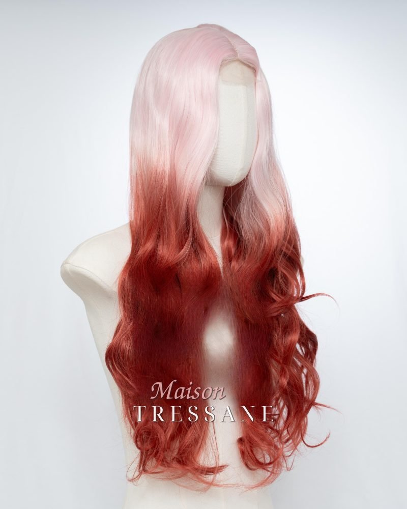 Petite Perruque Lace Front Dégradé Rose à Rouge 24 pouces — ondulée, 60 cm, teinte rose & violet — portée, vue de face