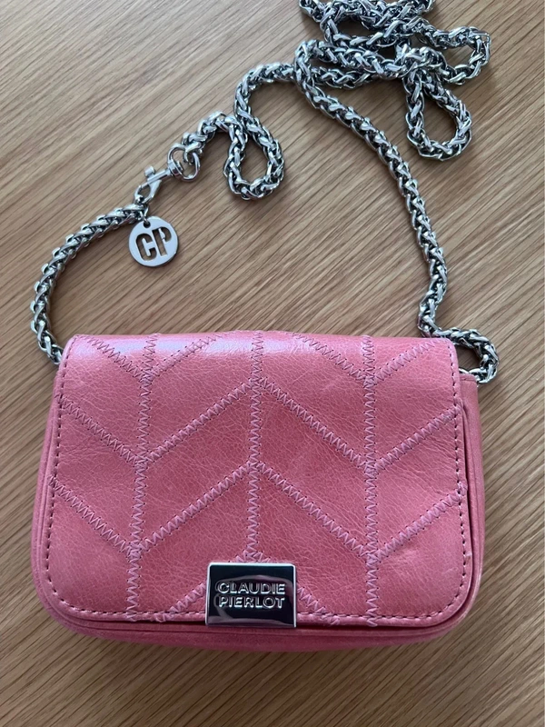 Pochette Claudie Pierlot rose et chaîne argent