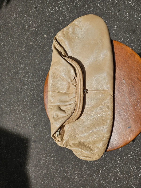 Tres jolie sac porte Monaie