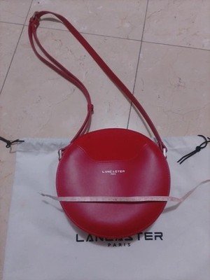 Un sac rouge