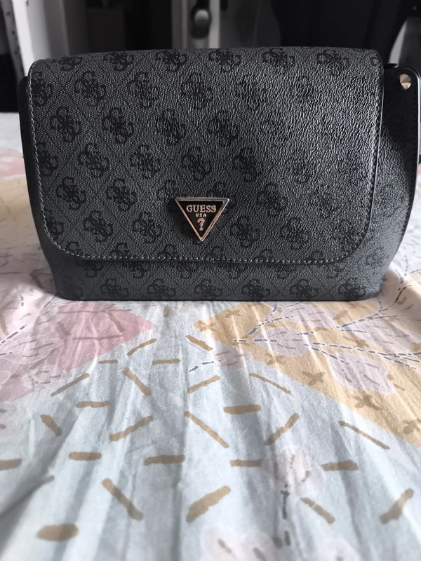 Sac femme bandoulière guess