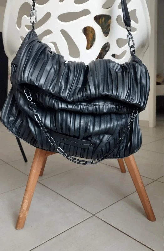 Sac Karl Lagerfeld K/Kushion Folded Tote.
