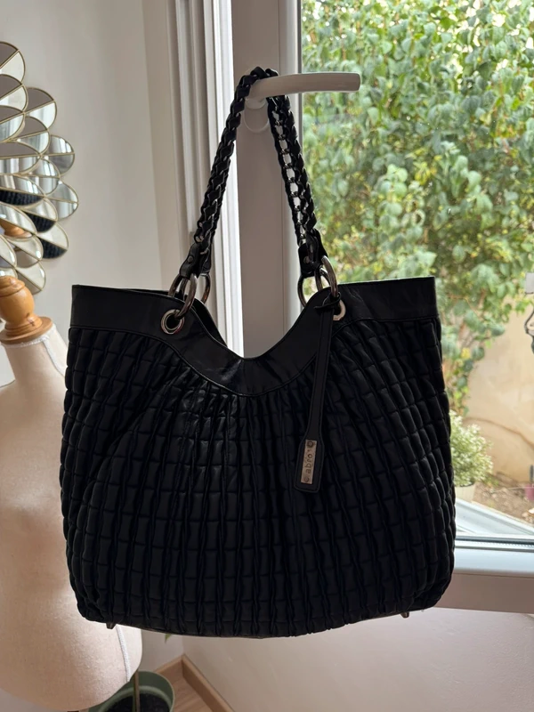 Superbe grand sac cabas noir matelassé - Abro