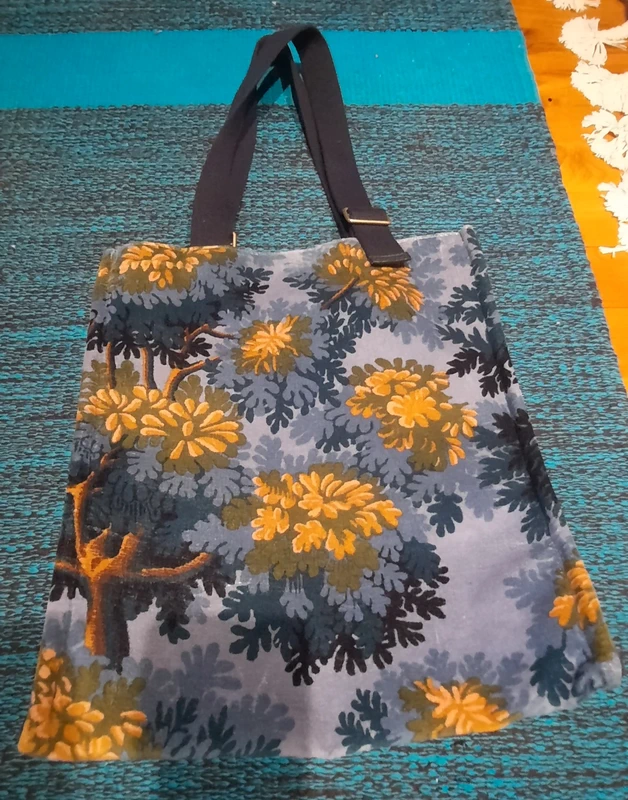 Sezane Inouï éditions sac Fontainebleau