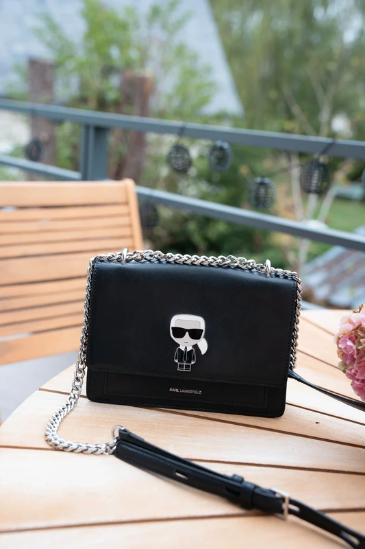 Sac bandoulière Karl Lagerfeld noir – Excellent état