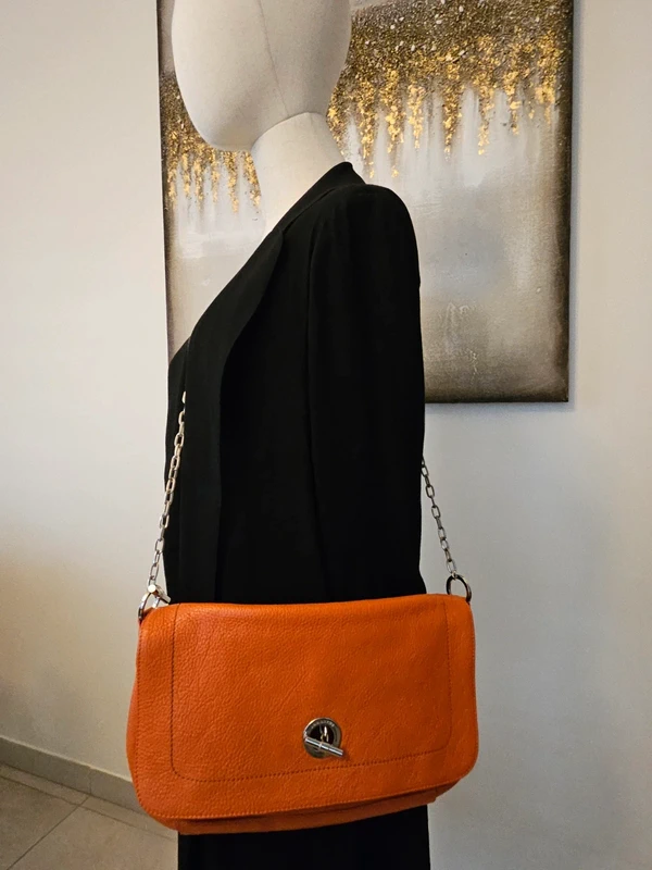 Sac pochette Lamarthe en cuir orange