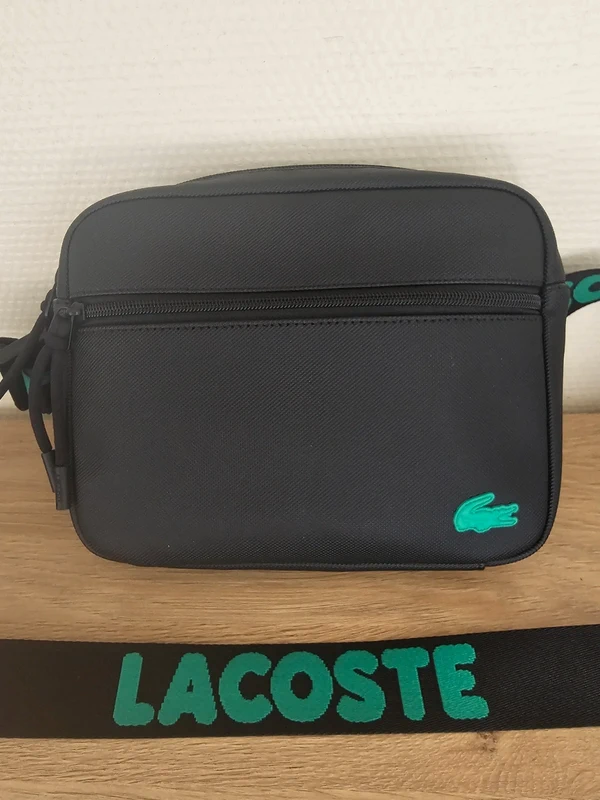 Sacoche Lacoste