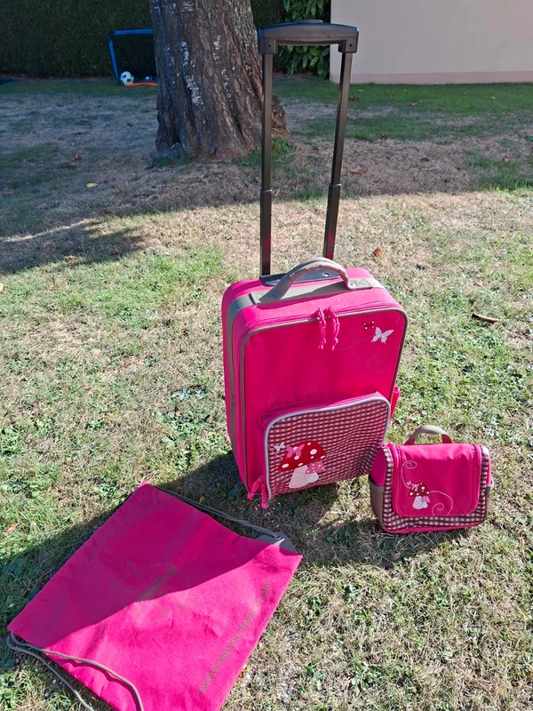 Valise, vanity et sac