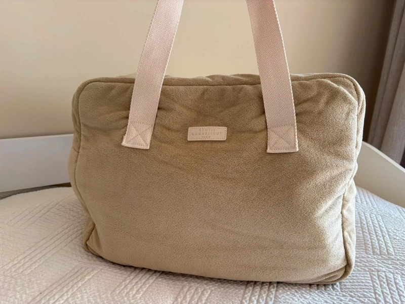 Sac week-end femme beige en éponge grand format – Neuf