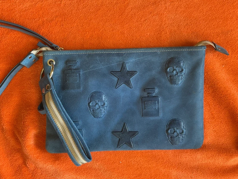 Pochette cuir