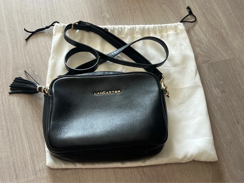 Sac noir Lancaster, bandoulière, cuir grainé