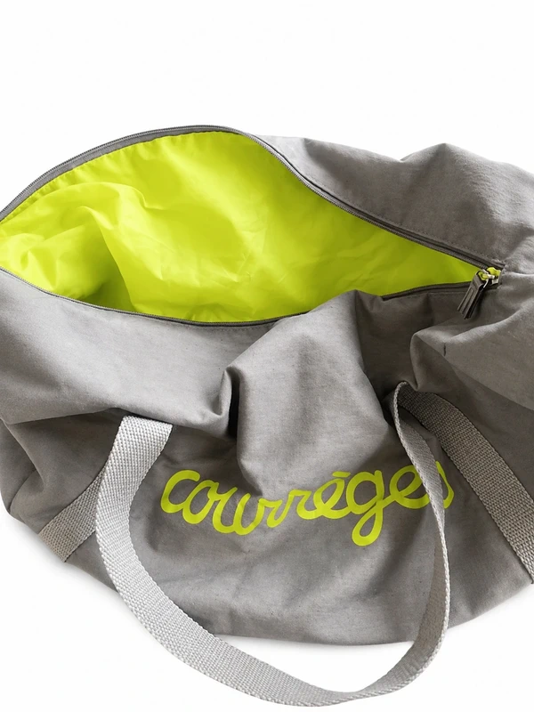 Sac Courrèges gris / logo vert fluo – format sport / week-end