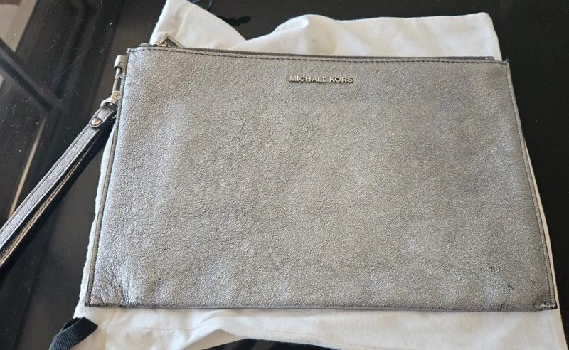 Pochette Michael Kors