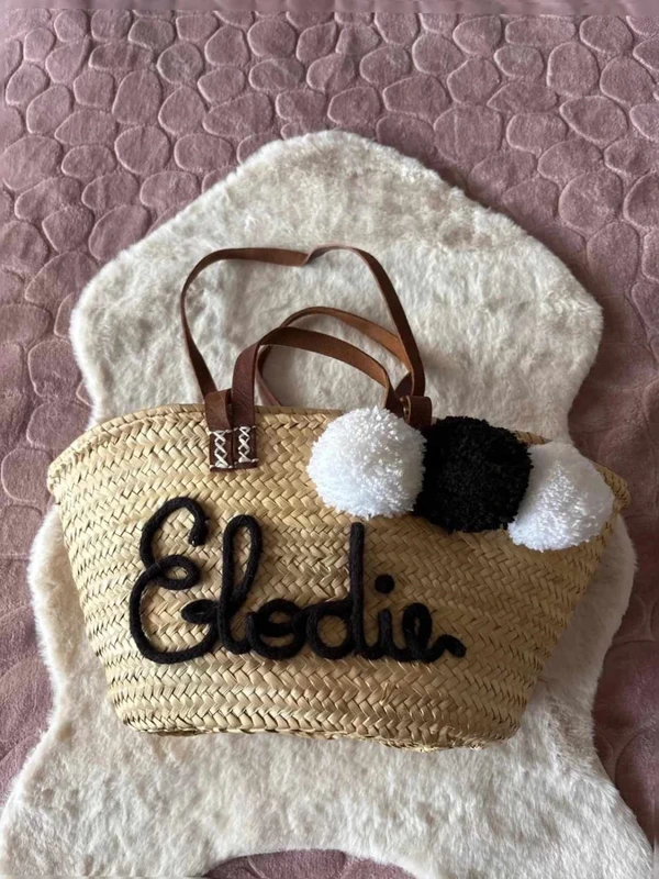 Très jolie Panier avec pompon femme