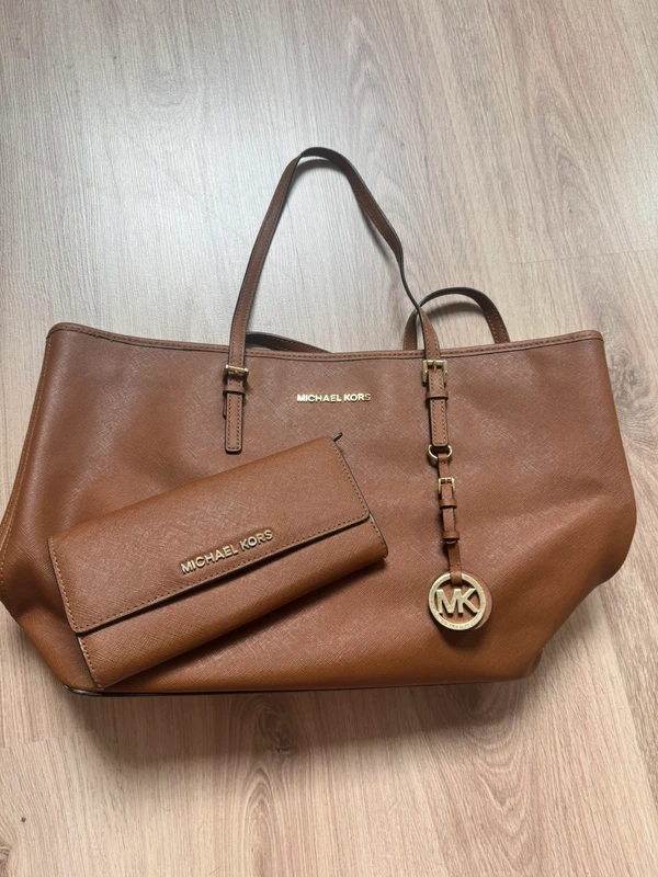 Sac et porte feuille Michael kors