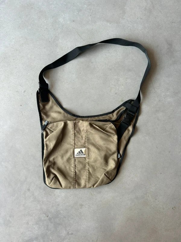 Sac bandoulière Vintage Adidas Sling Kaki Techwear Y2K