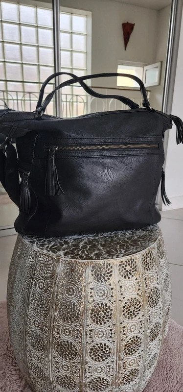 Grand sac à main noir Arthur & Aston