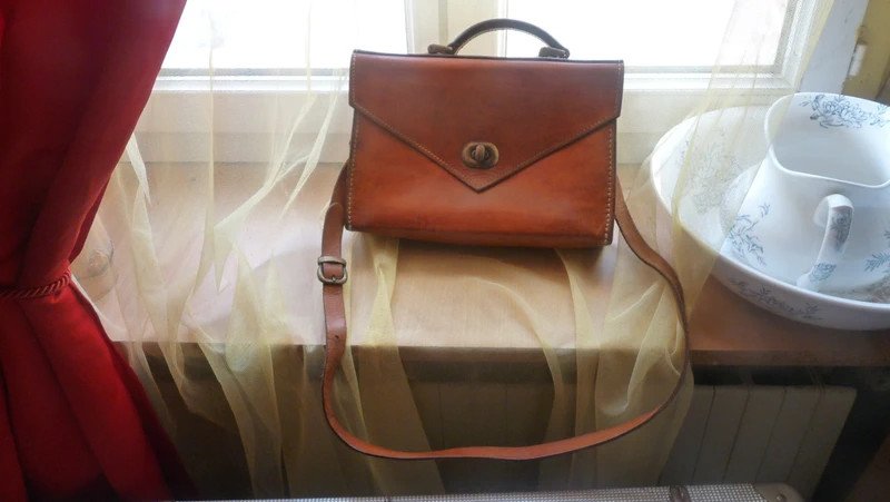 Sac à Main Cartable en Cuir Véritable