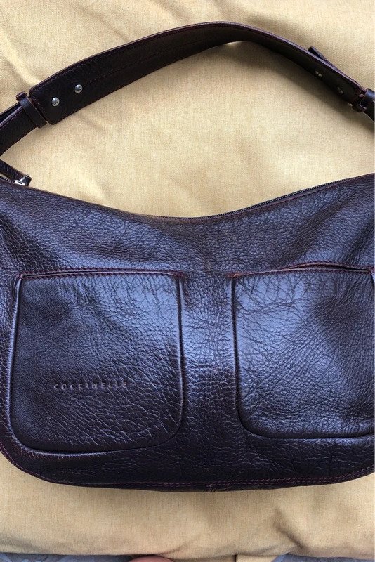 Sac Coccinelle en cuir marron avec fermeture éclair