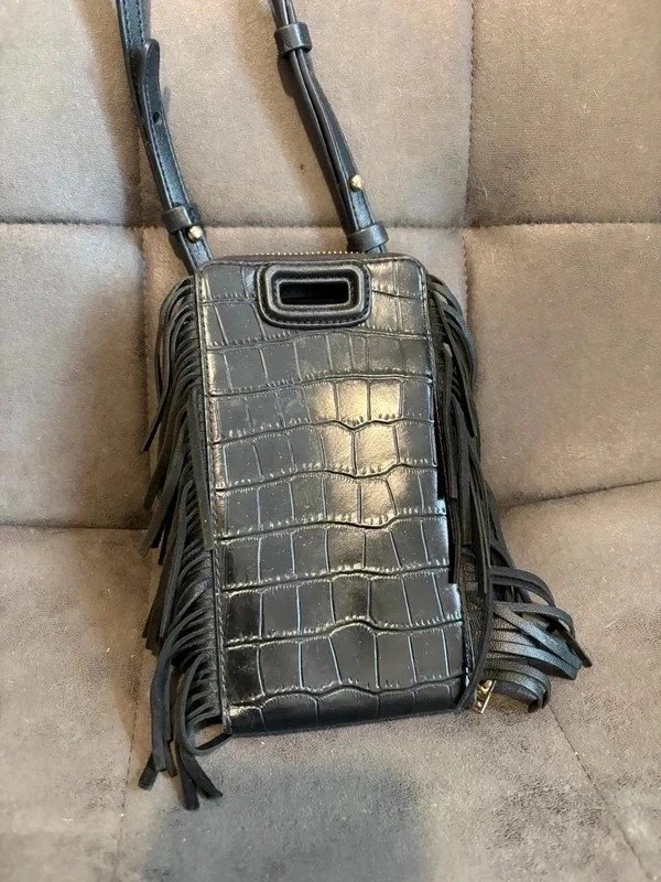 Maje pochette téléphone bandoulière cuir noir effet croco à franges