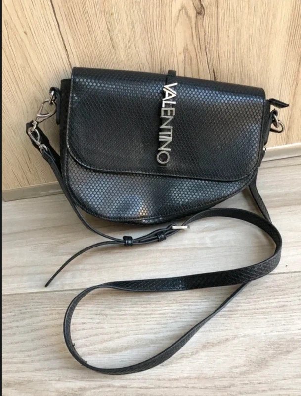 Sac a main Valentino Femme - tres bon etat – noir