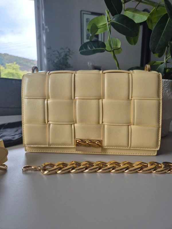 Sac Ideal of Sweden