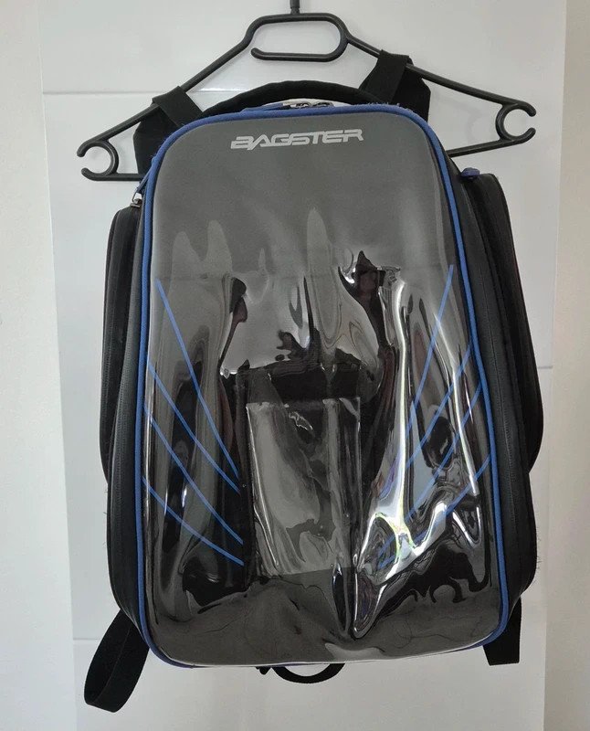 Sacoche réservoir moto Bagster noir et bleu