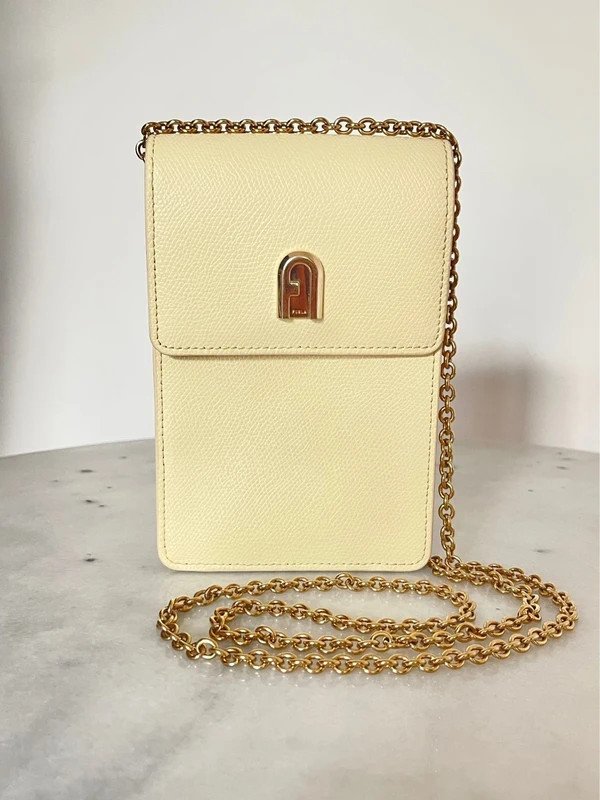 Sac Furla Jaune Poudré en Cuir avec Chaîne doré