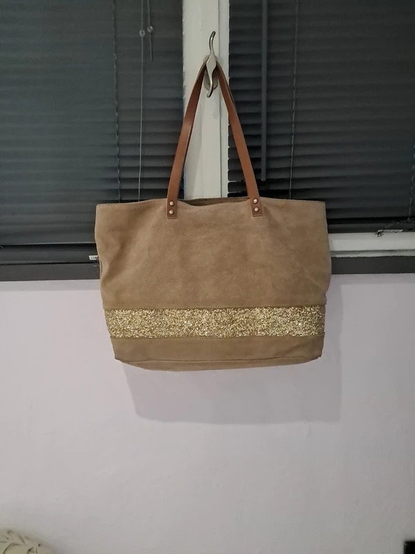 Magnifique sac en cuir très bon état