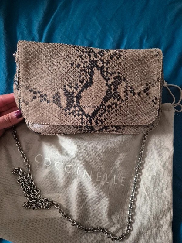 Sac pochette bandoulière Coccinelle