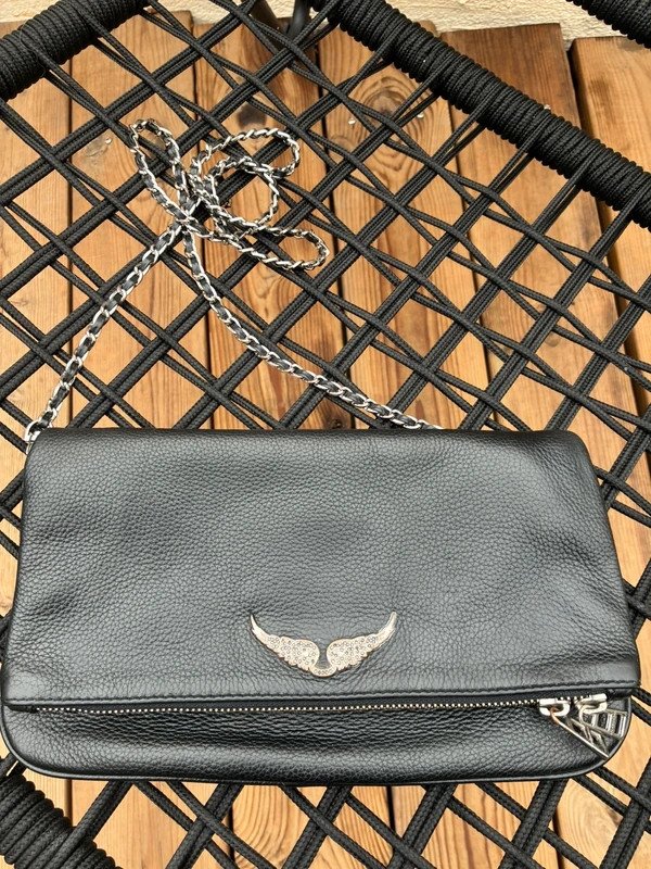 Sac pochette cuir noir grainé souple Zadig et Voltaire