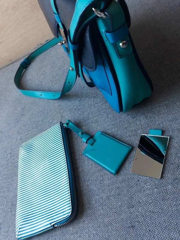 Sac Façonnable cuir bleu