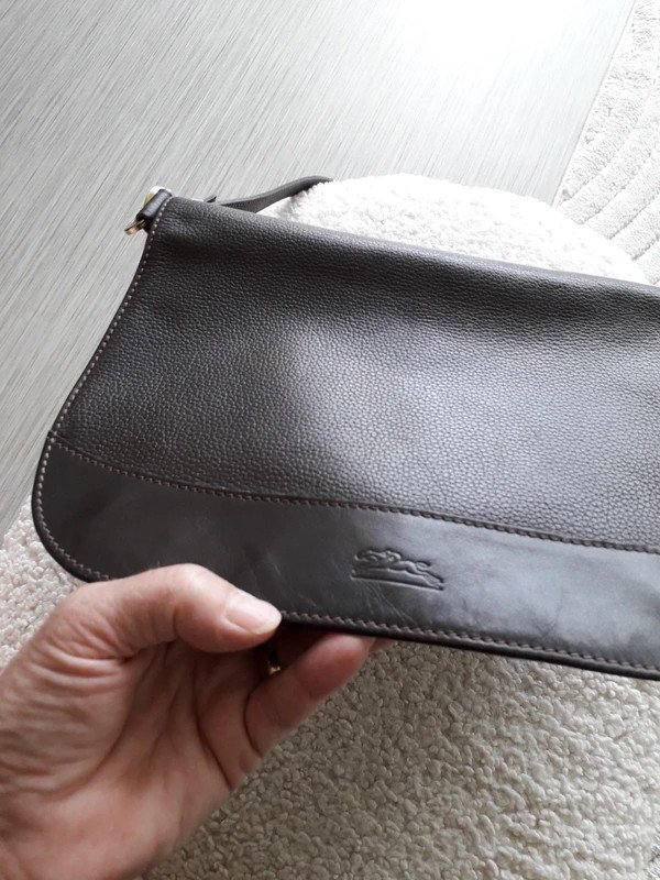 Sac bandoulière marque Longchamp en cuir marron