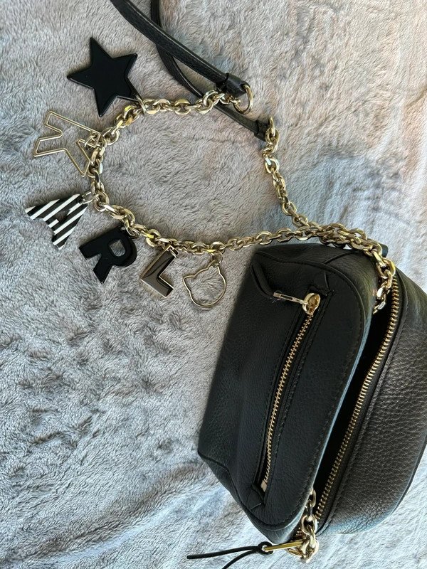 Sac bandoulière noir & Bijou de sac Karl Lagerfeld Choupette