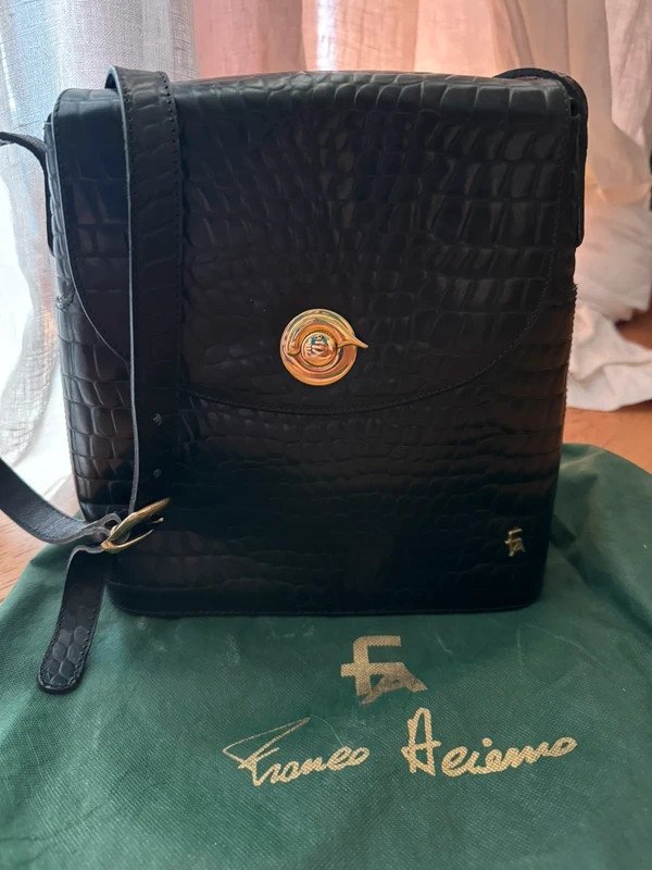Sac Franco Acierno vintage cuir noir effet crocodile - Old Money