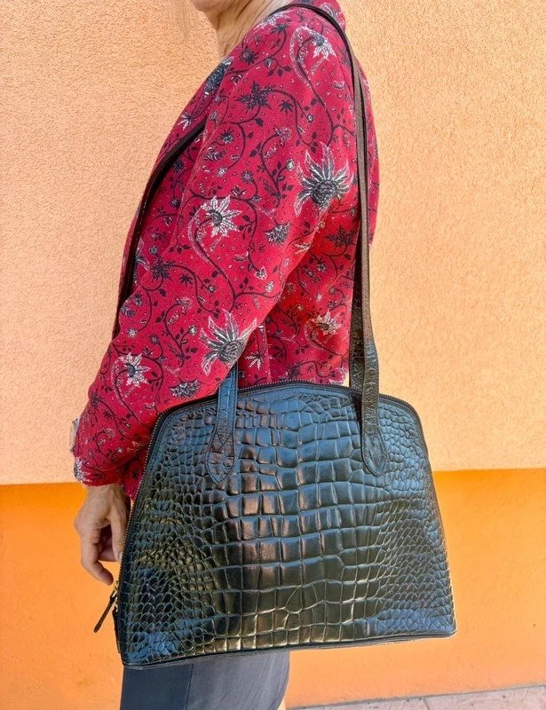 Sac à main en cuir effet crocodile vintage Furla noir