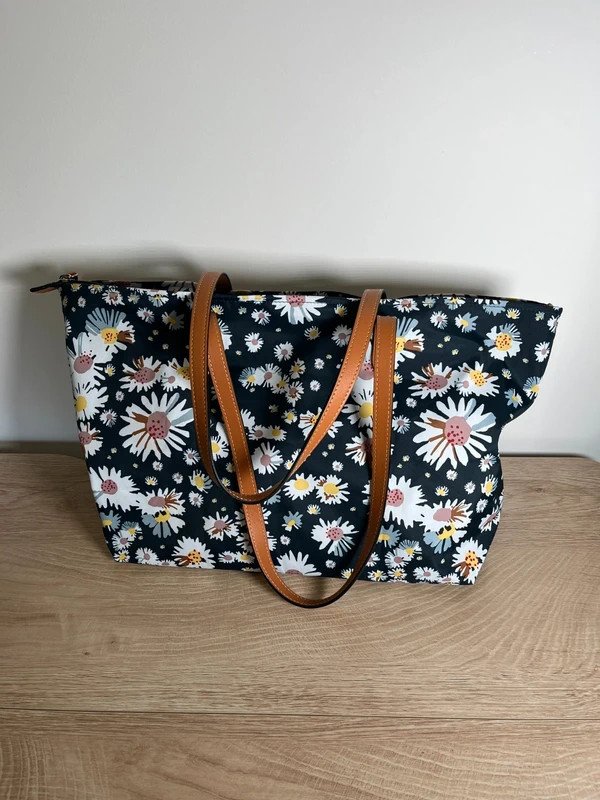 Sac cabas Le Tanneur fleuri bleu marine et camel grand format
