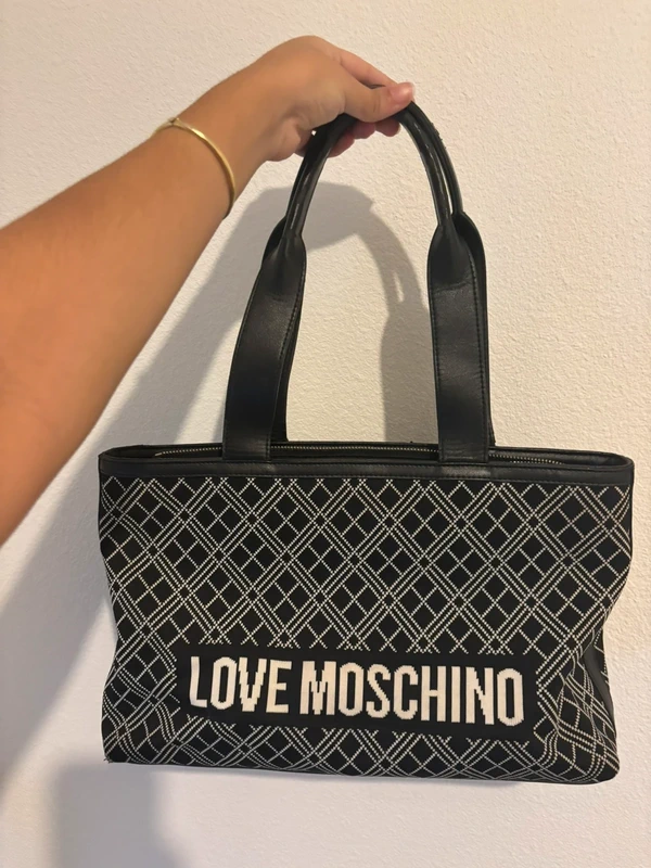 Sac Love Moschino