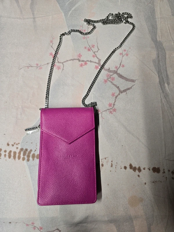 Pochette téléphone Lancaster cuir fuchsia – Bandoulière chaîne – Très bon état