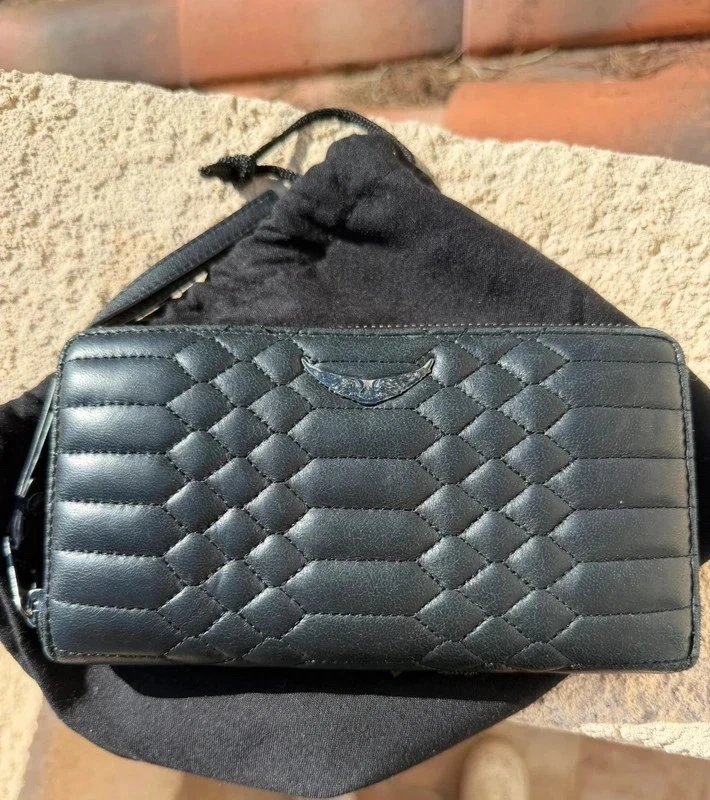 Portefeuille en cuir matelassé