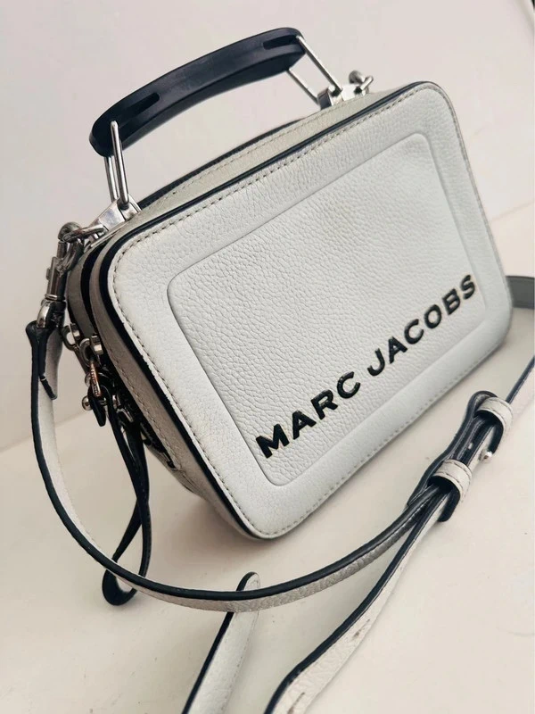 Sac Marc Jacobs la boîte the box cuir bandoulière lunch crossbody tote bag lunet