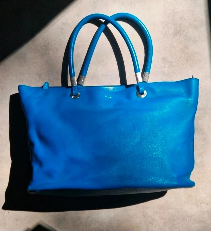 Sac Lancel cabas en cuir bleu vintage – grand format