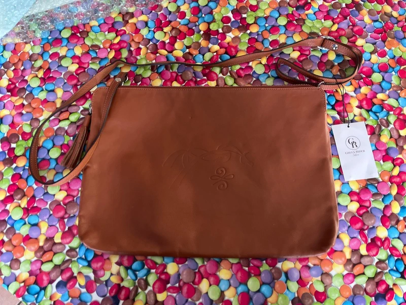 Pochette Penelope Leprevost