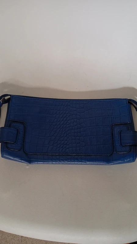Pochette Kesslord en cuir bleu
