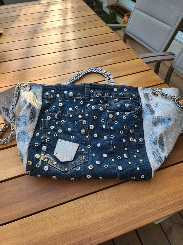 Cabas jean cloutée